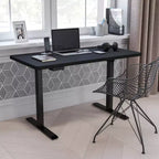 Scrivania elettrica regolabile in altezza, Mogano/Nero, Postazione singola, 122 cm L x 61 cm P